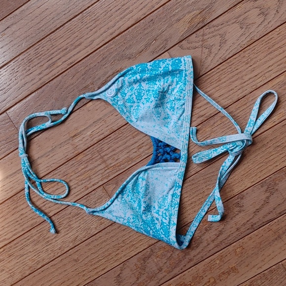 Rip Curl Scale Triangle Bikini Top - Picture 15 of 15
